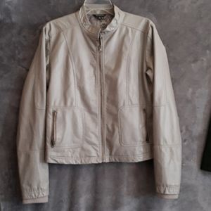 🌻B2G1 Faux leather jacket